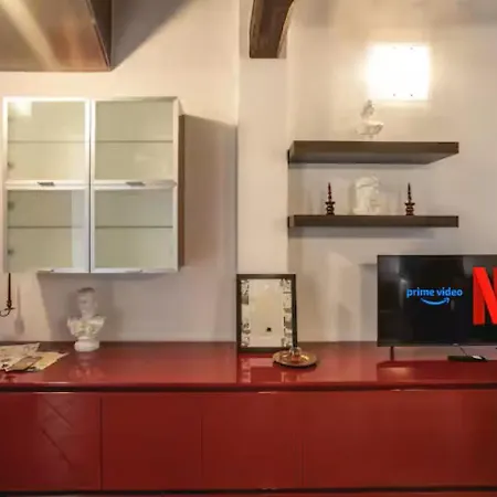 The Byzantine Palace, Centro Apartment *